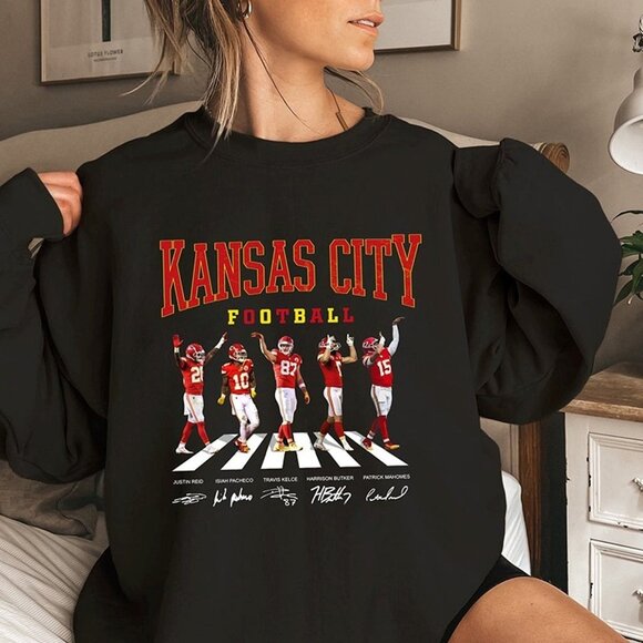 Kansas City Chiefs Fans NFL Sweatshirt Travis Kelce Football Retro Crewneck 79 - Picture 1 of 5